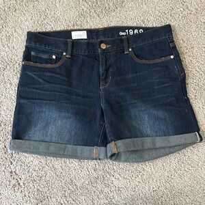 Gap sexy boyfriend shorts